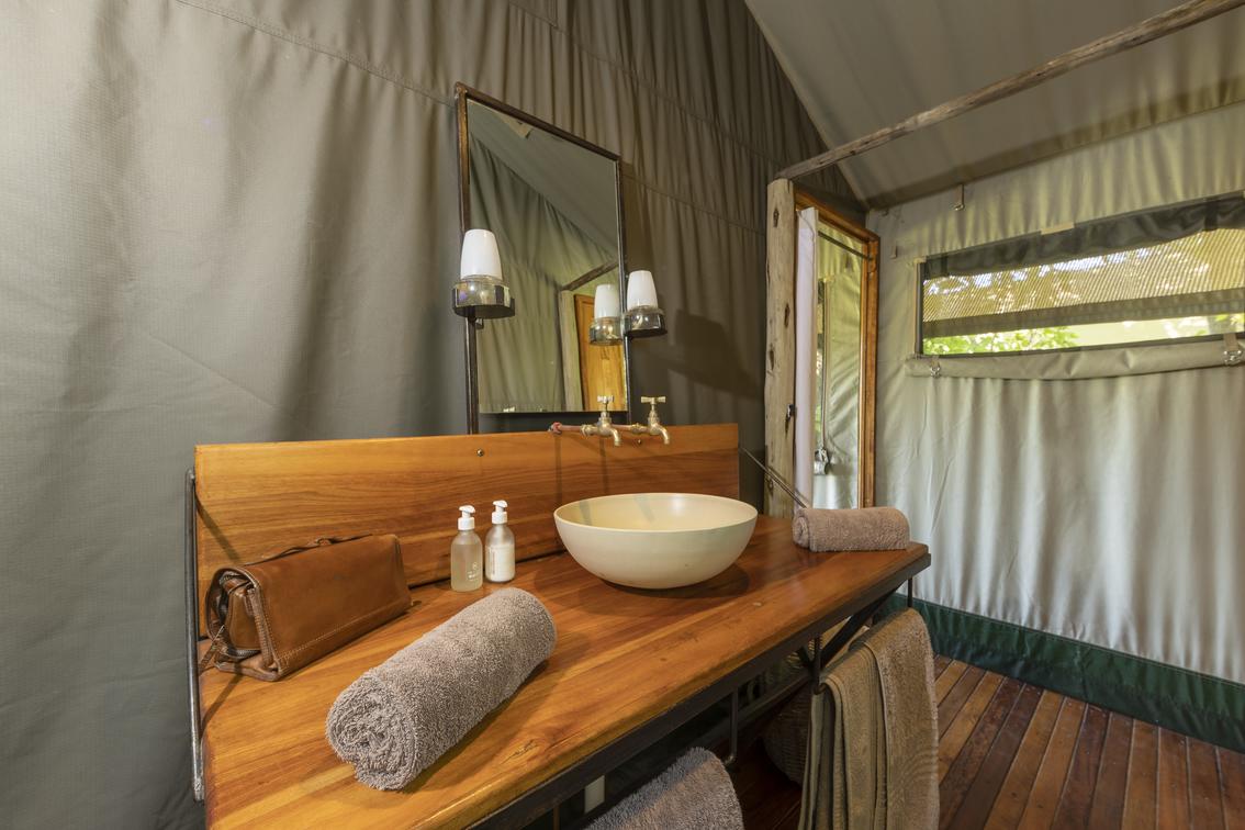 Sango Safari Camp Bathroom